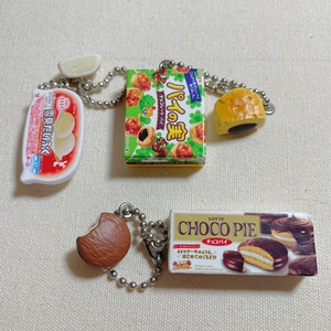 日本正版乐天食玩挂件 雪见 饼干 巧克力派