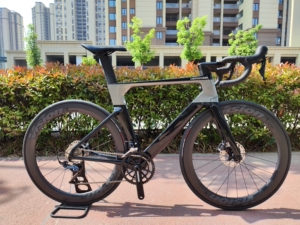 佳能戴尔系统六碳纤维碟刹公路车cannondale syst