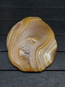 南京雨花石原石,大品5.8,透板松香原石,手感丝,牌型手把件