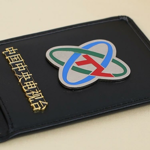 真皮cctv中央电视台工作证套现货牛皮竖款对折新闻记者证卡包