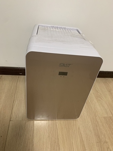 sata先科车载冰箱22l