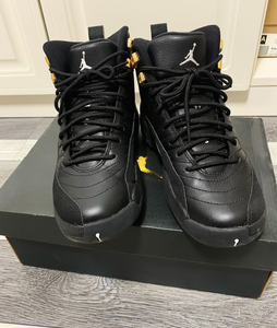 正品耐克 aj12 乔12 黑金 篮球鞋女款 37码女鞋