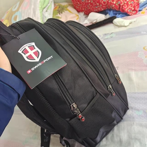 十字标志双肩背包行李包电脑包书包旅行登山包初高中小