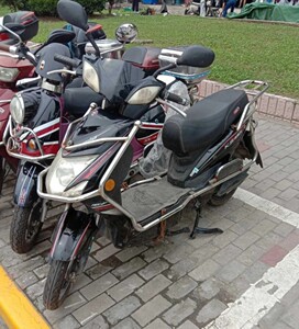 带软硬牌照上海二手开顺60伏20安大踏板快递外卖电动车电瓶车