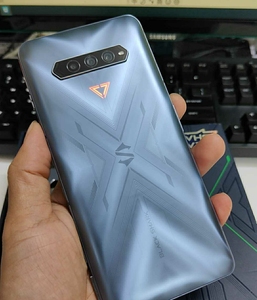 【捡漏】小米黑鲨4手机,原装无修.8加128内存,功能完好