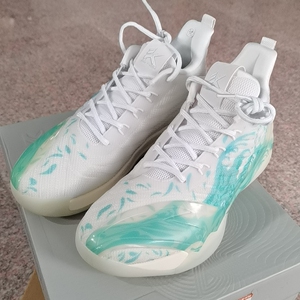 安踏kt6浪汤普森,高帮篮球运动鞋,大童白蓝40码一双!货号