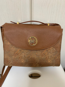 法国巴黎品牌莲娜丽姿ninaricci意大利生产斜挎包