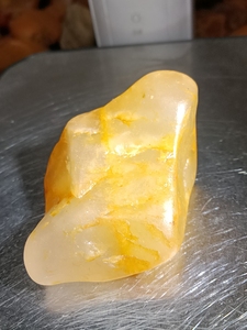 黄腊石,江西赣江天然原石碧玉荔枝冻籽料,喜欢的朋友来吧