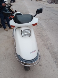 进口本田大白鲨摩托车