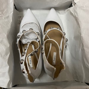 pedro低帮鞋pw1-26480019女士半圆铆钉装饰尖头