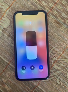 苹果11 64 无锁爱思全绿  改双卡 换过后盖 电池78