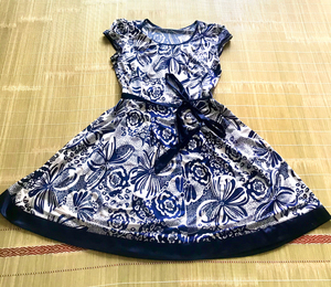 简凡连衣裙,165码,显瘦,显瘦,微弹,天津劝业场购买,面料