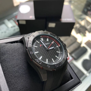 奥迪原厂正品audi sport运动时尚手表黑红两款