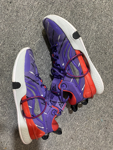 李宁闪击8猛龙配色 紫色 41.5码 男士低帮篮球鞋 运动鞋