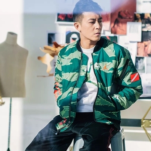 陈冠希同款外套耐克