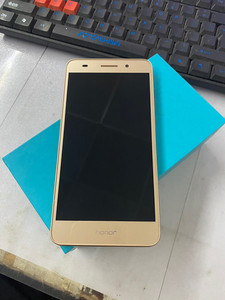 5寸运行2g内存16g内置电