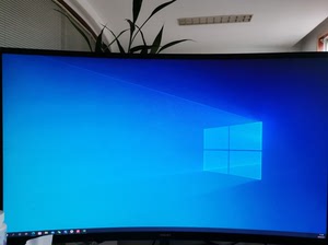 在京东上买的,飞利浦328e8fjsb,32英寸曲面2k