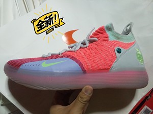 杜兰特篮球鞋11彩虹