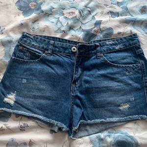 kama牛仔短裤女
