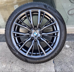 宝马18寸新款3系耀夜原厂正品新车拆 轮毂轮胎 成色非常新