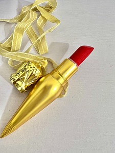 金管cl萝卜丁口红502m色号,试过颜色,有轻微使用痕迹,前