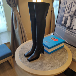 巴黎世家balenciaga哑光过膝长靴 方头字母刻