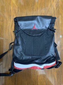 air jordan 11 aj11 黑红鞋底书包  双肩漆
