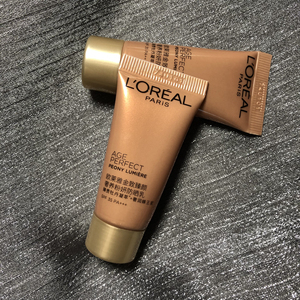 欧莱雅金致臻颜奢养粉妍防晒乳8ml