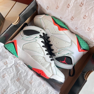 乔7白彩蛋aj7  37码 有原盒 成色很新