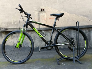 捷安特atx 680s,禧玛诺变速,24速油刹,s车架,26_阿里巴巴找货神器