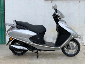 本田睿御.二手踏板车摩托车.准新车.现货秒发