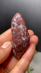 红碧玉手把件,玉化好,新疆哈密淖毛湖戈壁地表原石,器形完整