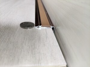 移门衣柜柜边的收口条