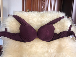 杨艳春8446淘宝纤诗婷内衣调型文胸409110人付款150.