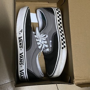vans ear 灰黑白,配色已绝版,官方旗舰店购入,尺码3