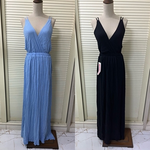 blush mark 度假v领吊带露背长裙