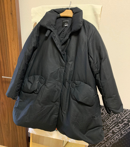 江南布衣羽绒服黑色