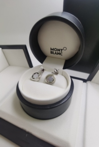 万宝龙放羊的星星纯银贝母旋转耳环耳钉