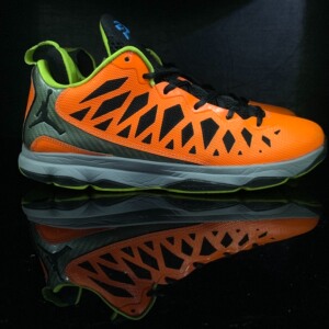 克里斯保罗篮球鞋