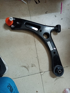 帝豪gs gl下摆臂总成 吉利帝豪gs gl下摆臂