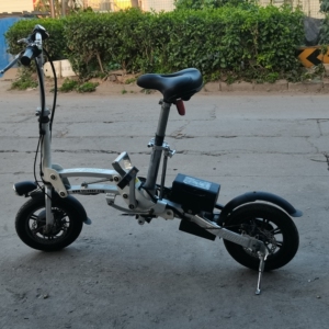 速蝶电动车,能跑几公里,一键折叠,自取