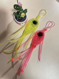 童年时期输液管同款小鱼钥匙扣挂件 玻璃丝编织 不包邮哦