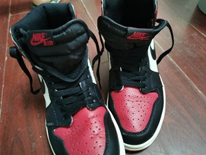 aj黑红脚趾配色