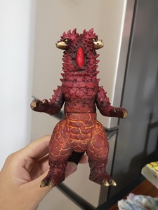 奥特曼魔格庞顿