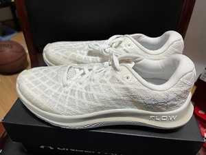 安德玛运动鞋 全新正品安德玛跑步鞋39码 flow大底跟_阿里巴巴找货
