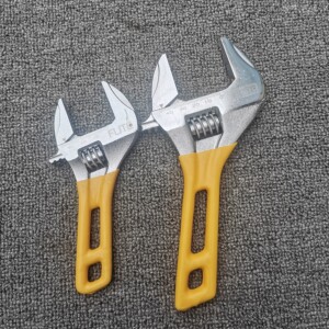 迷你小活动扳手卫浴大开口万能多功能最小号板子工具短把活口扳子