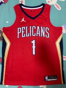 l48码,耐克nba鹈鹕队胖虎锡安威廉姆斯1号球衣,残破如图