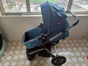 高景观避震婴儿推车,型号好孩子gb600,12寸充气大轮胎