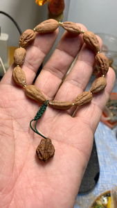 野生小秋子异形小核桃手串尺寸11高1821自然生长的东西没有