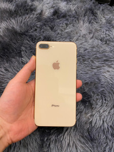 苹果8p64国行二手